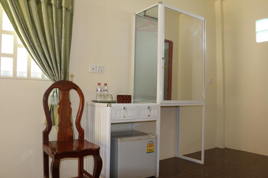 Отель The Moonflower Bungalow Сиануквиль Экстерьер фото