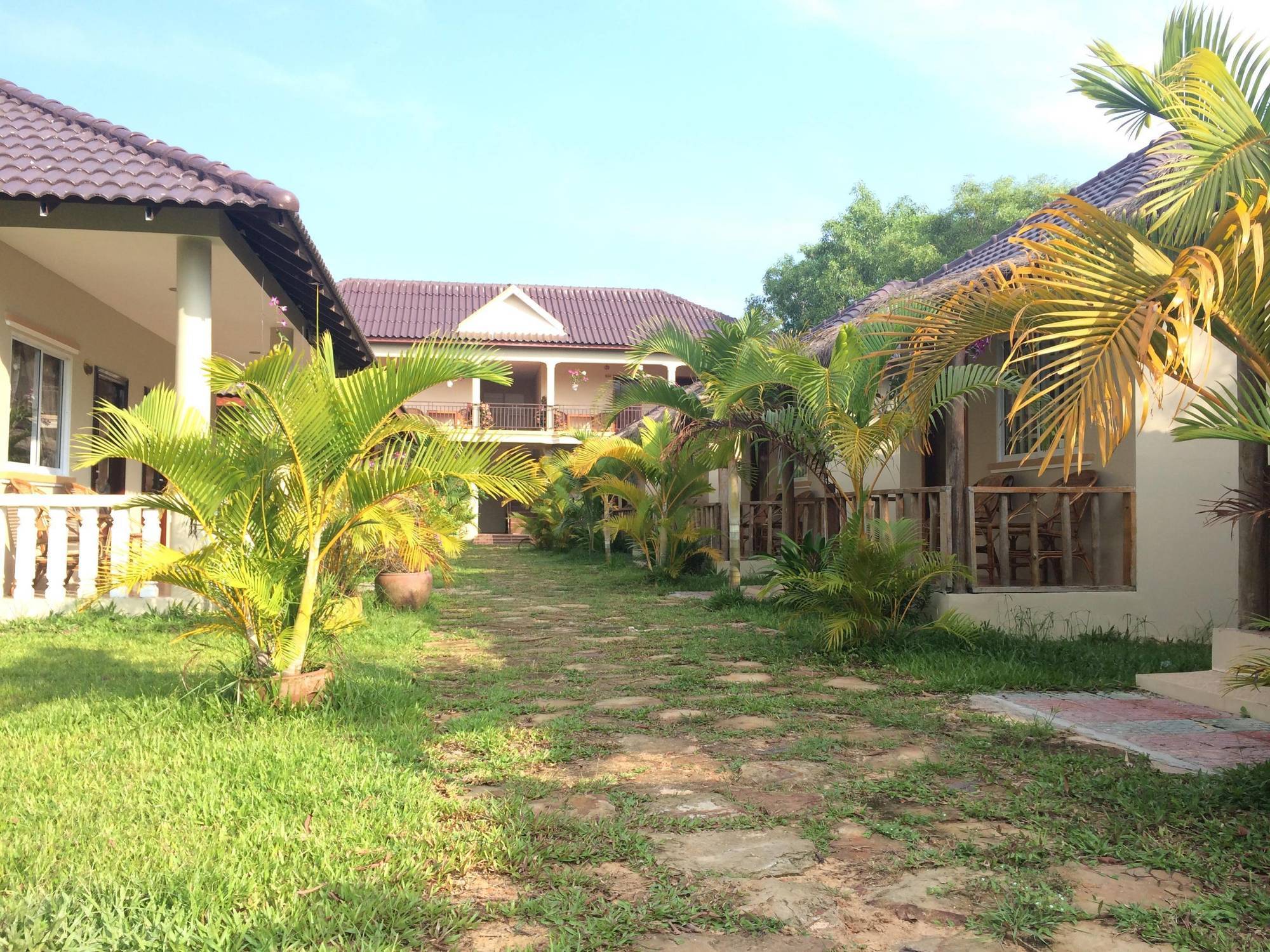 Отель The Moonflower Bungalow Сиануквиль Экстерьер фото
